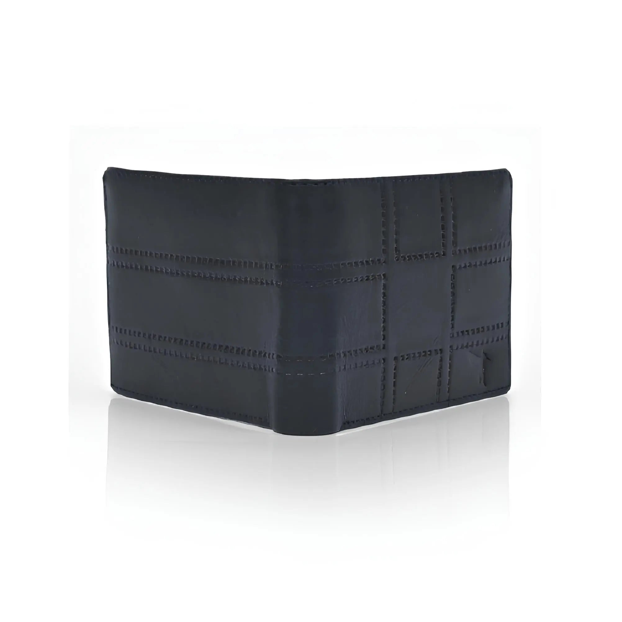 Men’s leather wallet – premium quality, compact design