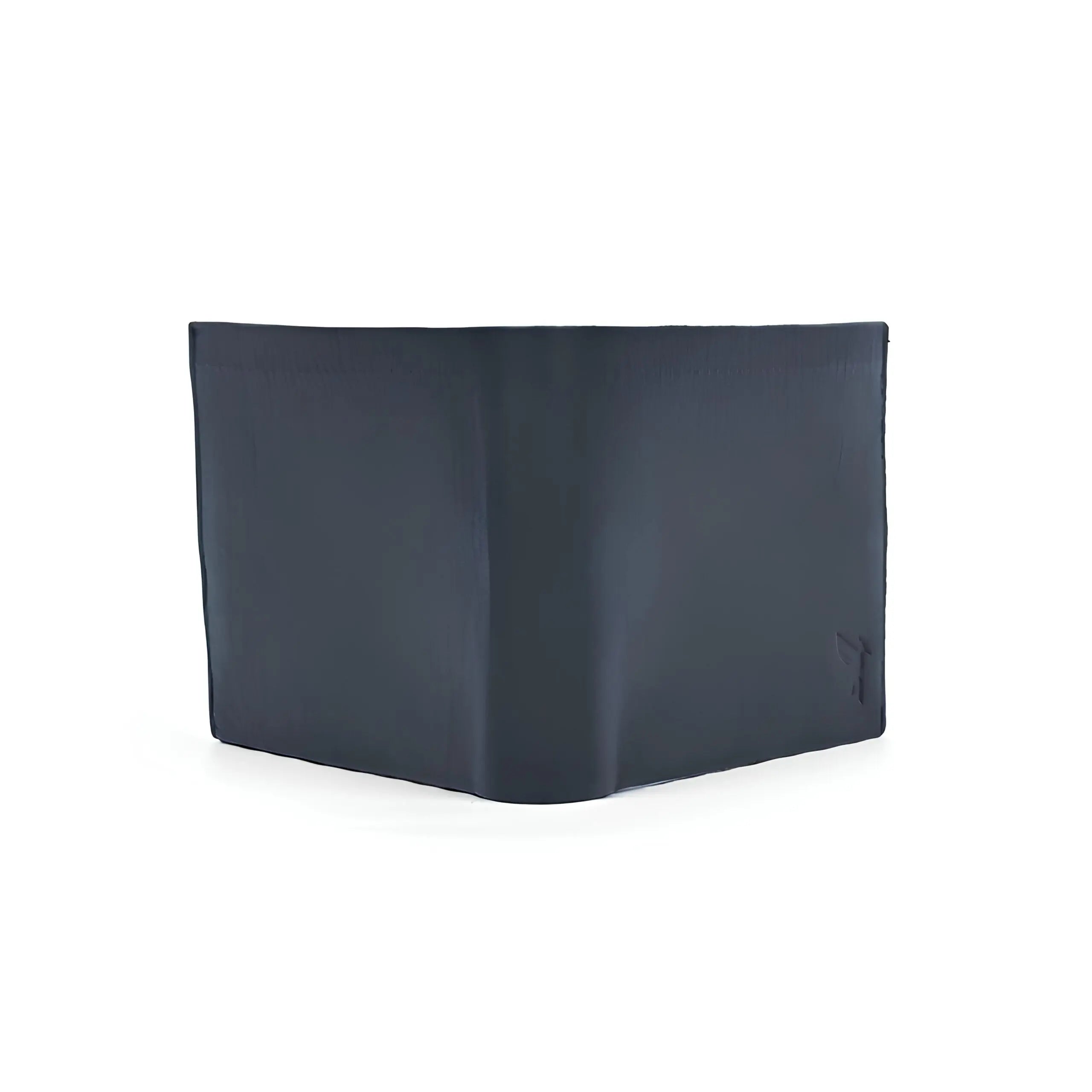 Men’s leather wallet – premium quality, compact design